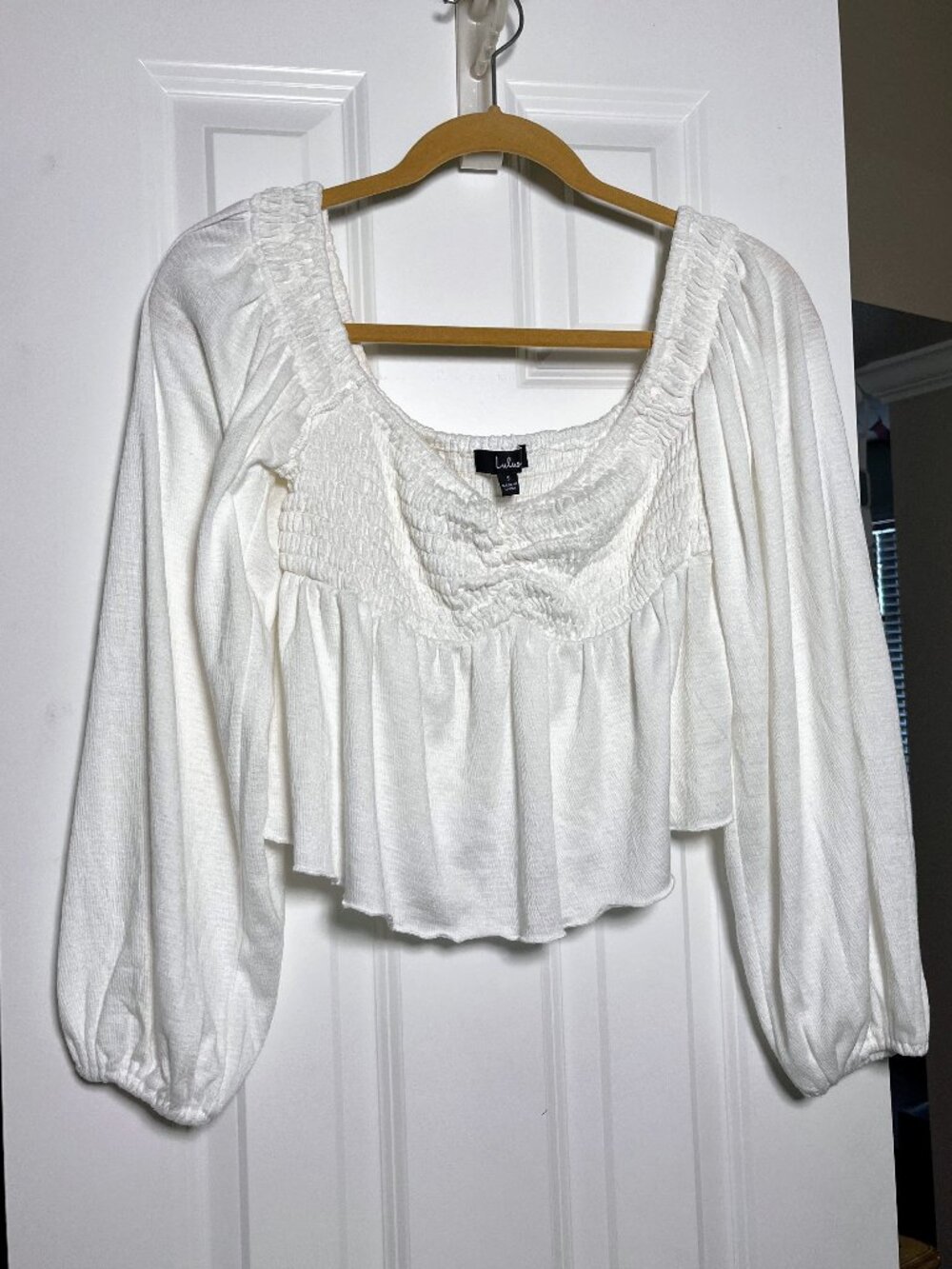 Lulus White Smocked Balloon Sleeve Crop-Top Small